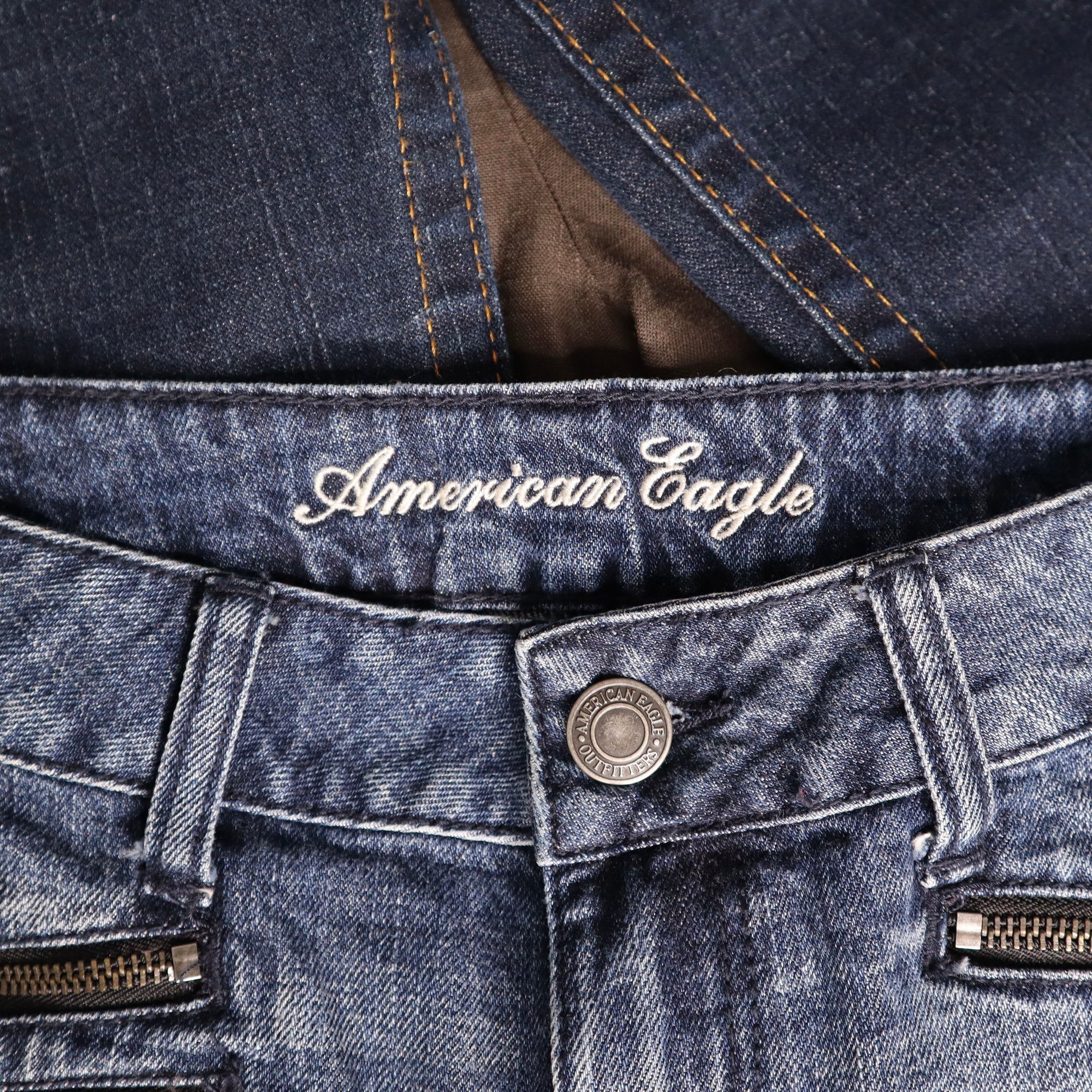 Y2K Low Waisted Denim Shorts (S)