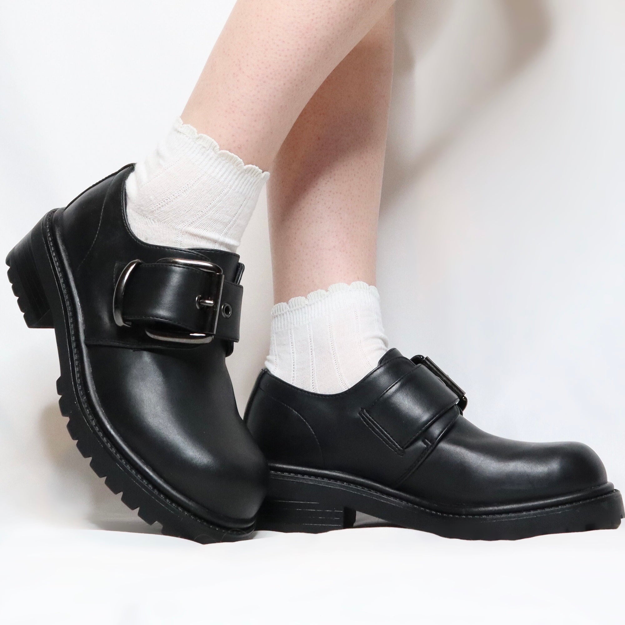 Vintage 90s Chunky Black Faux Leather Platform Shoes