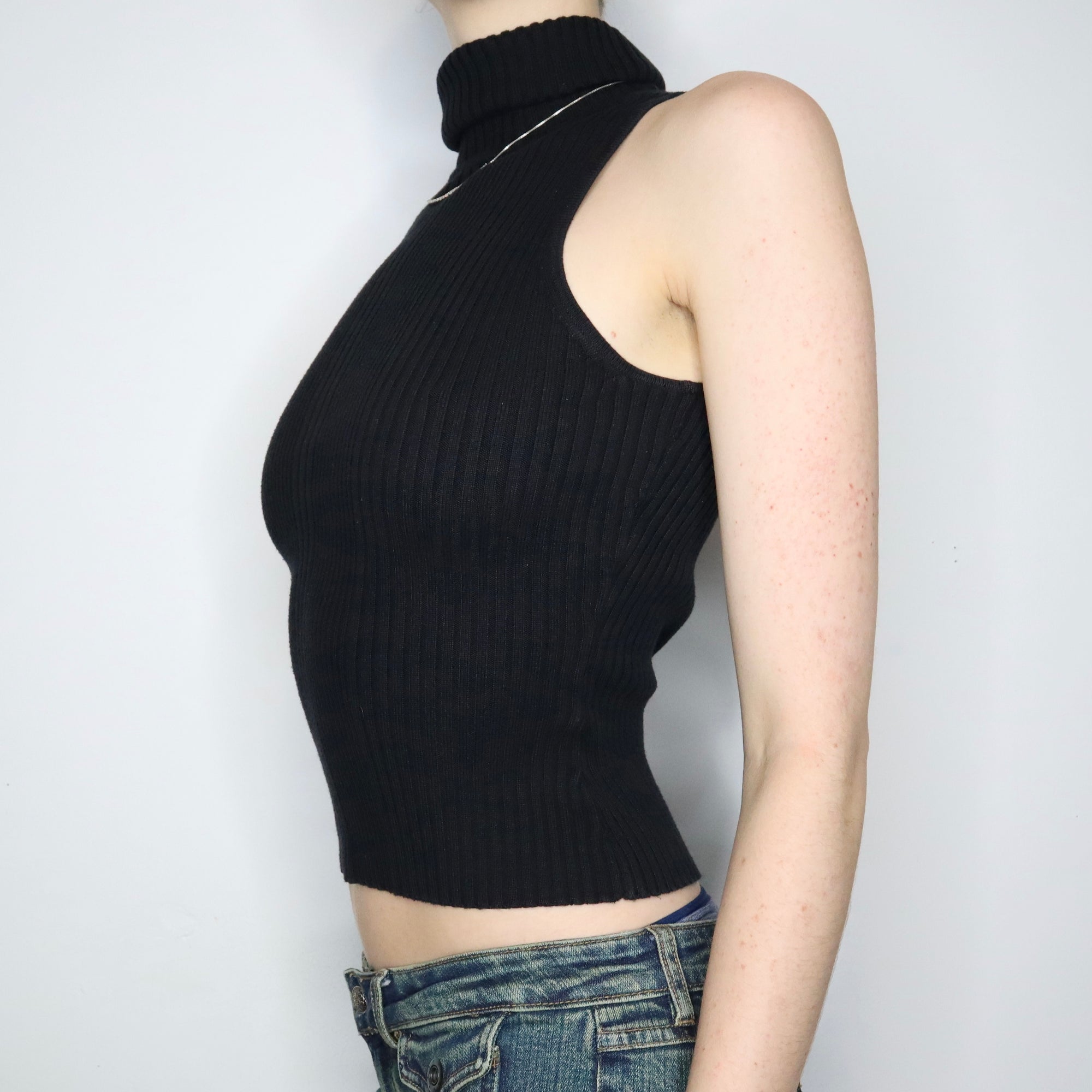 Black Sleeveless Turtleneck