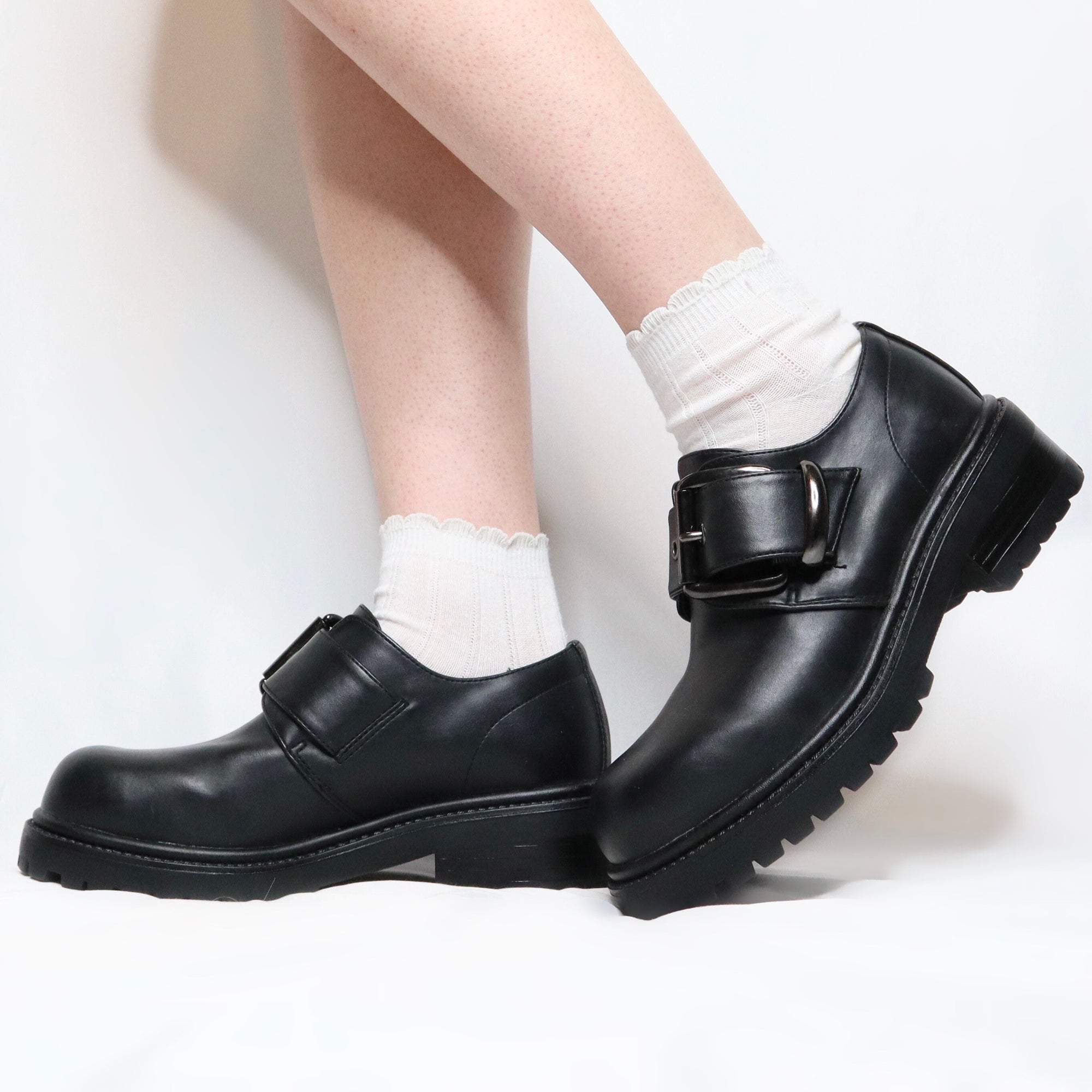Vintage 90s Chunky Black Faux Leather Platform Shoes