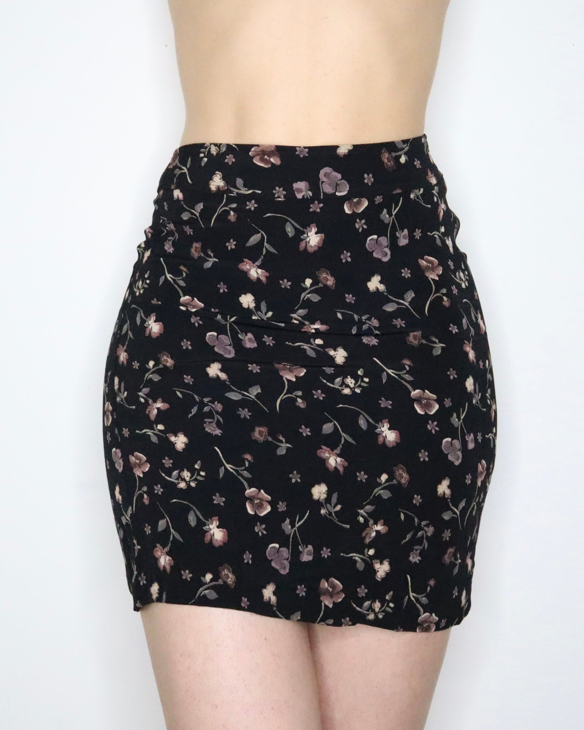 Black Floral Mini Skirt (XS)