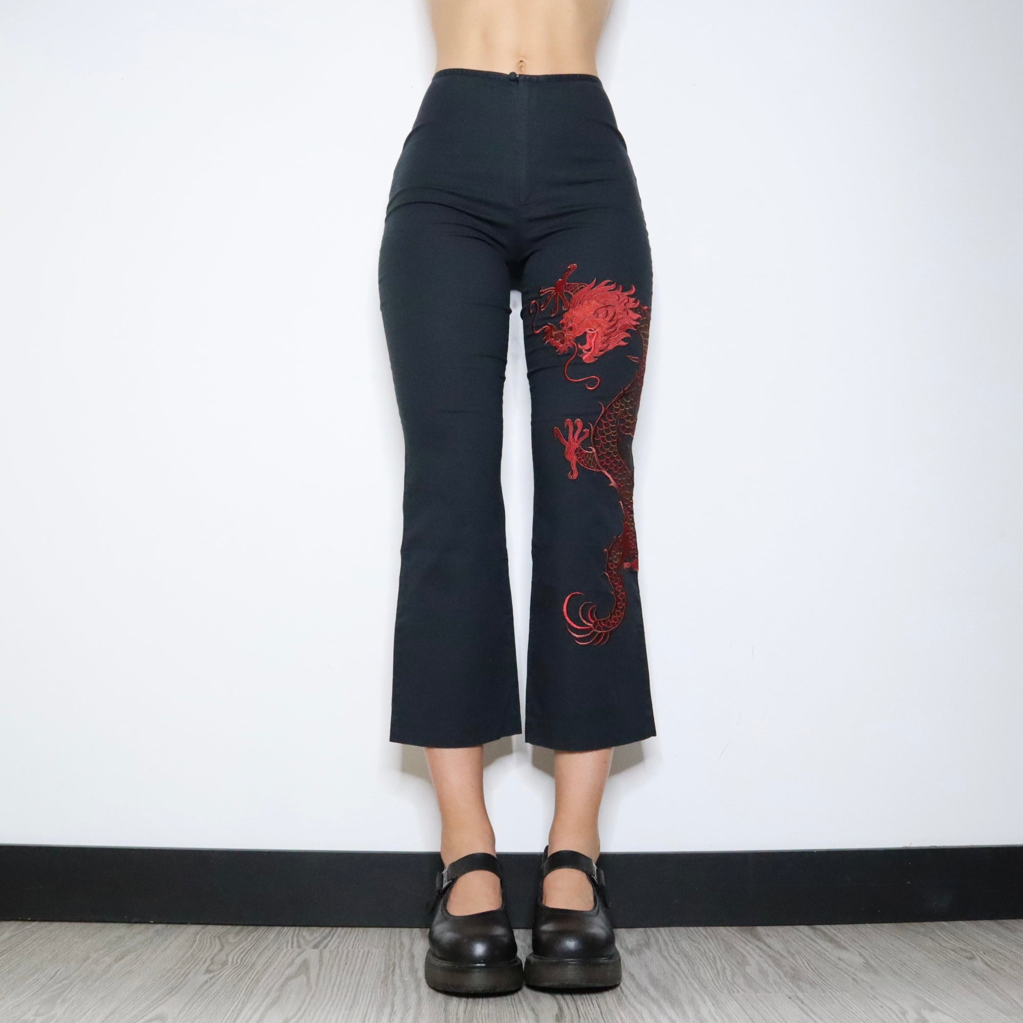 Flared Capree Black Flared Dragon Capris (Small) - Imber Vintage