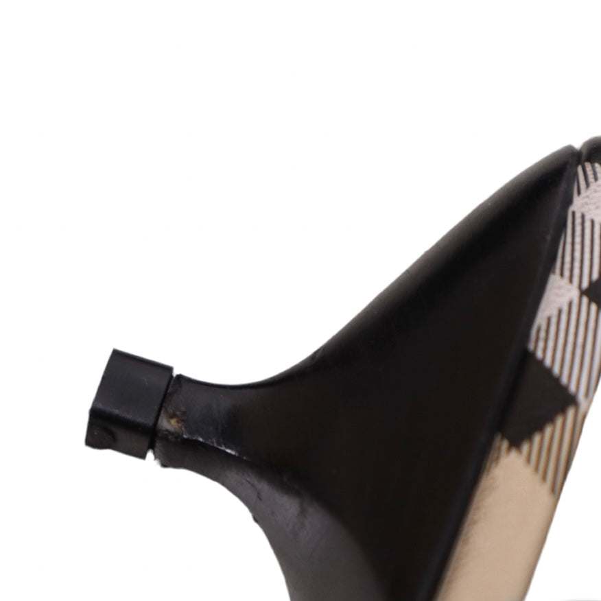 Y2K BURBERRY Pointed Toe Mules (7.5)