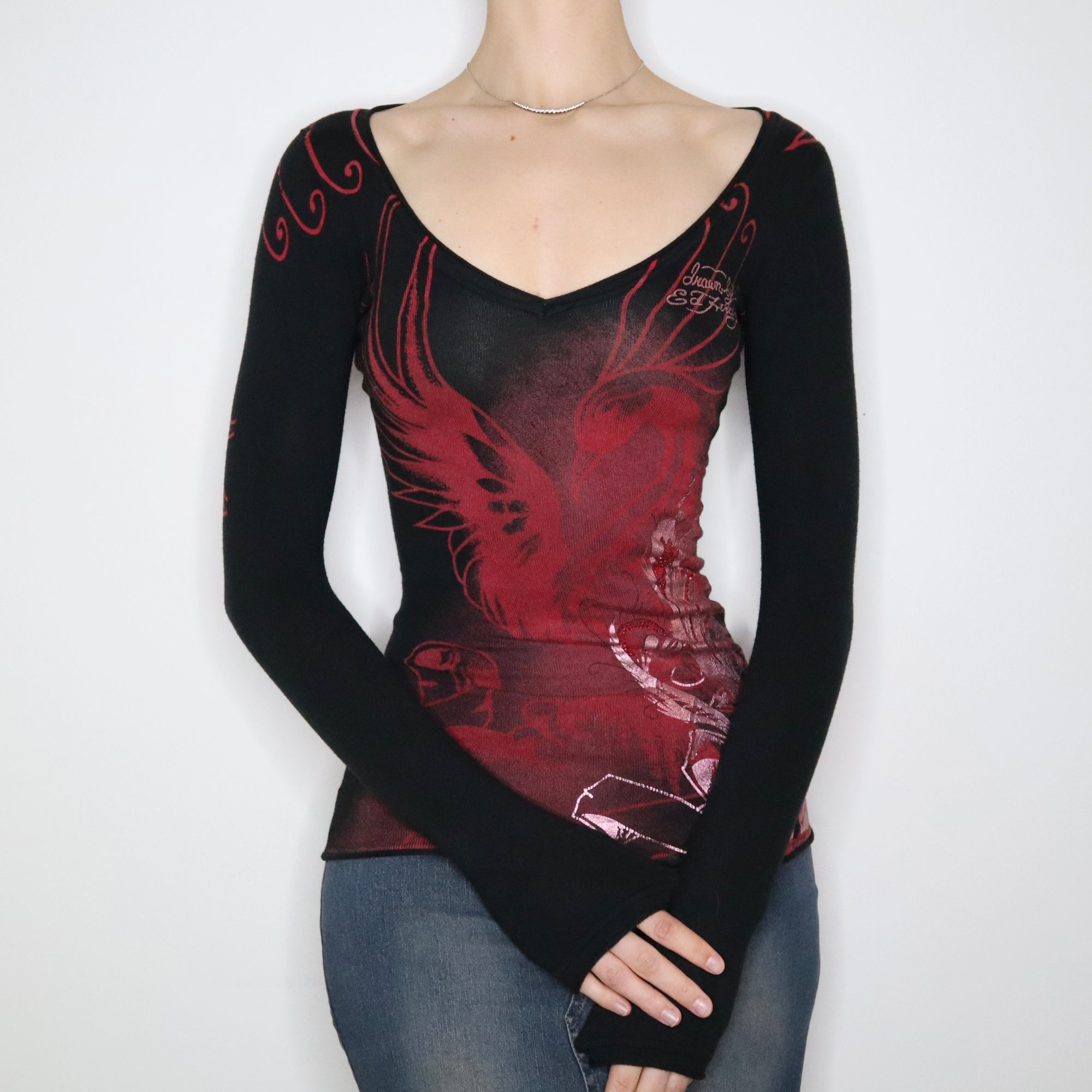 Ed Hardy Graphic Long Sleeve (XS) - Imber Vintage Ed Hardy Graphic Long Sleeve (XS) - Imber Vintage