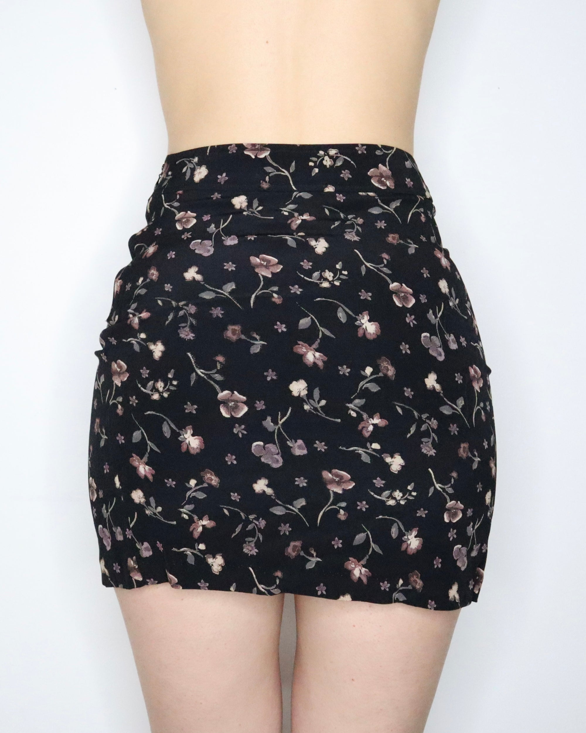 Black Floral Mini Skirt (XS)