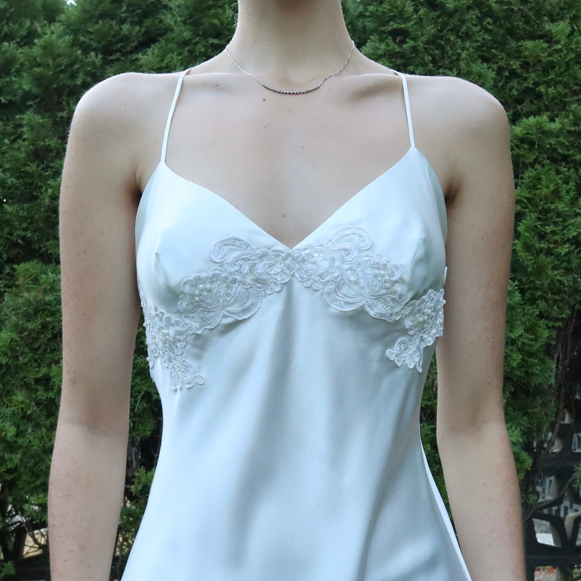 Vintage Y2K Pearly White Satin and Lace Slip Dress