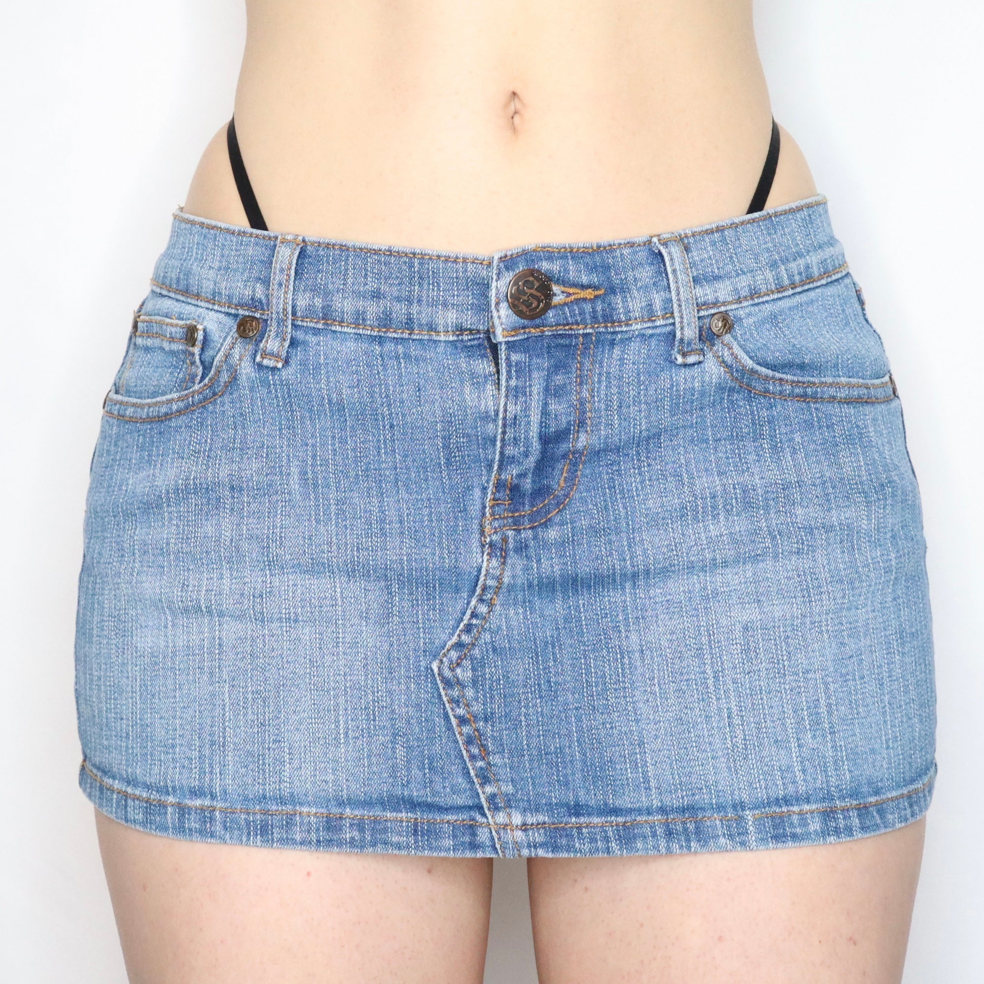 Early 2000s Low Rise Stretchy Denim Mini Skirt