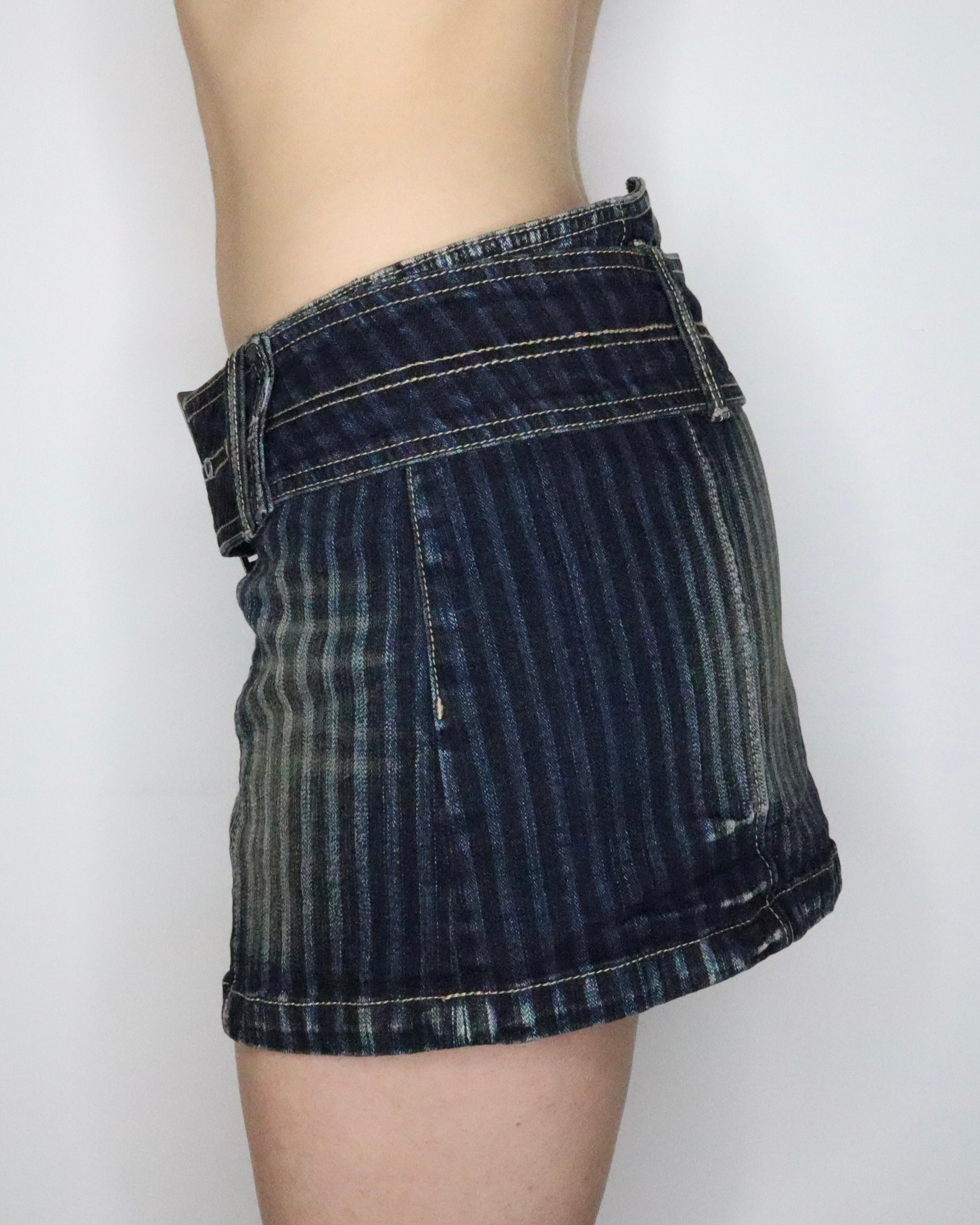 Grunge Belted Denim Mini Skirt (Medium) 