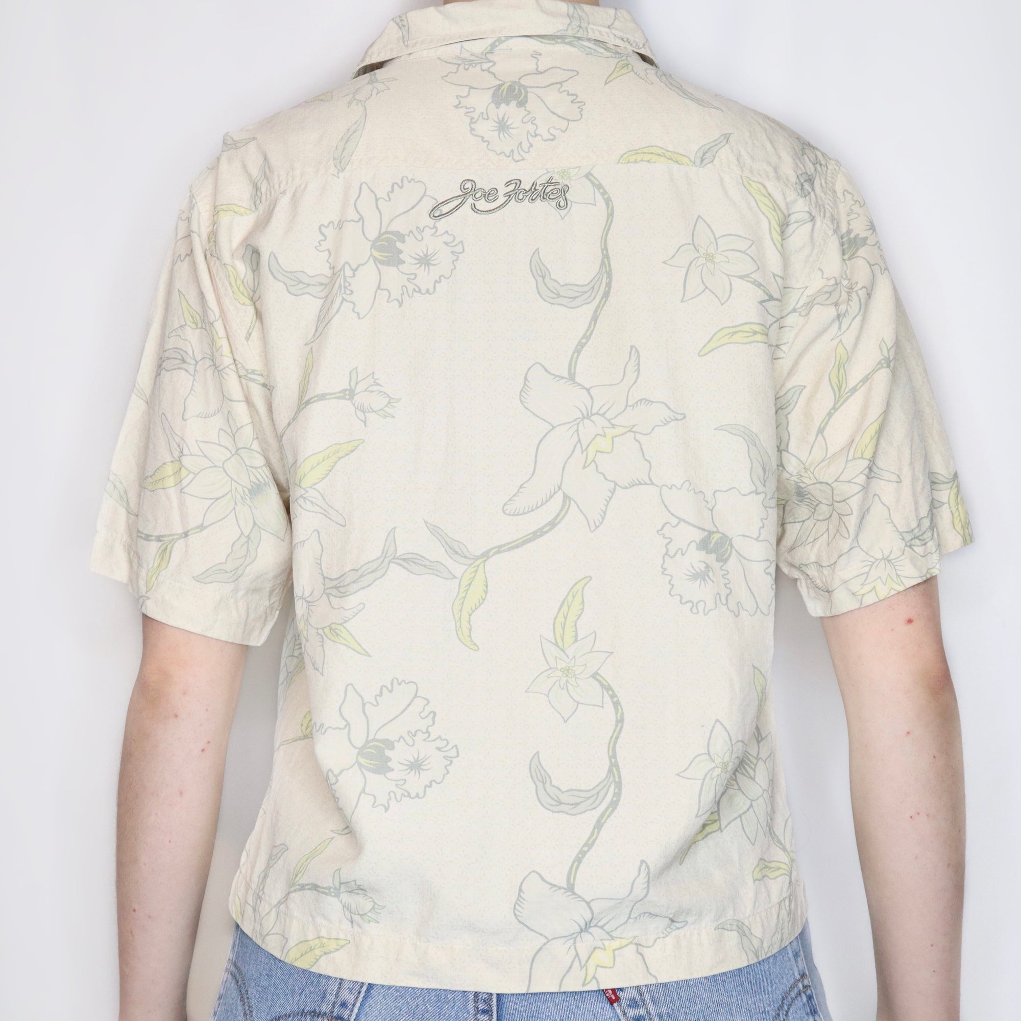 Vintage 90s Tommy Bahama Cream Floral Silk Shirt