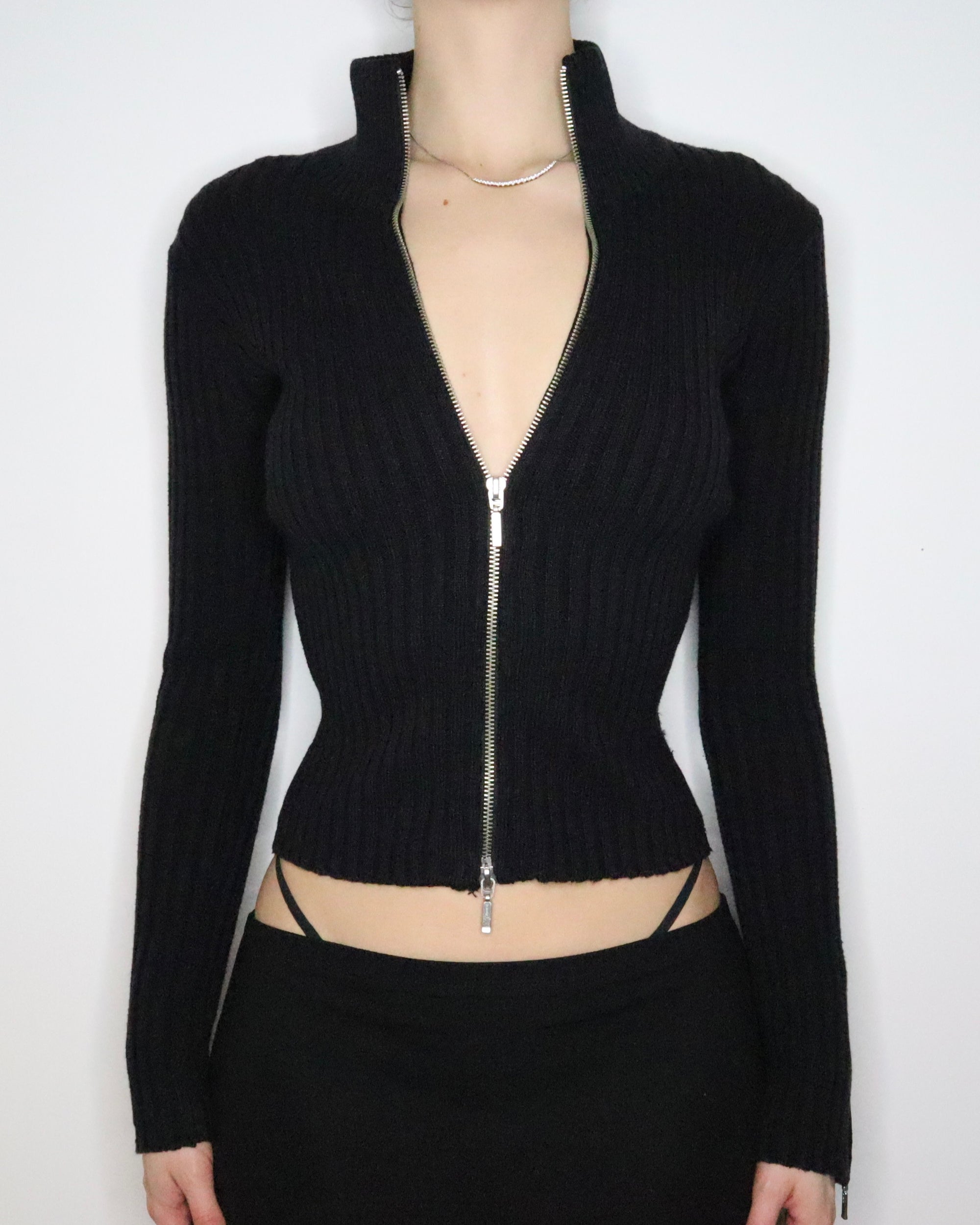 Black Ribbed Zip Up Sweater (XS-S) 