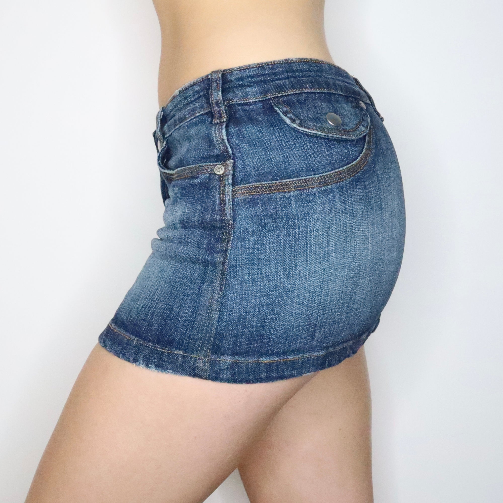 Low Waisted Denim Mini Skirt (Small)
