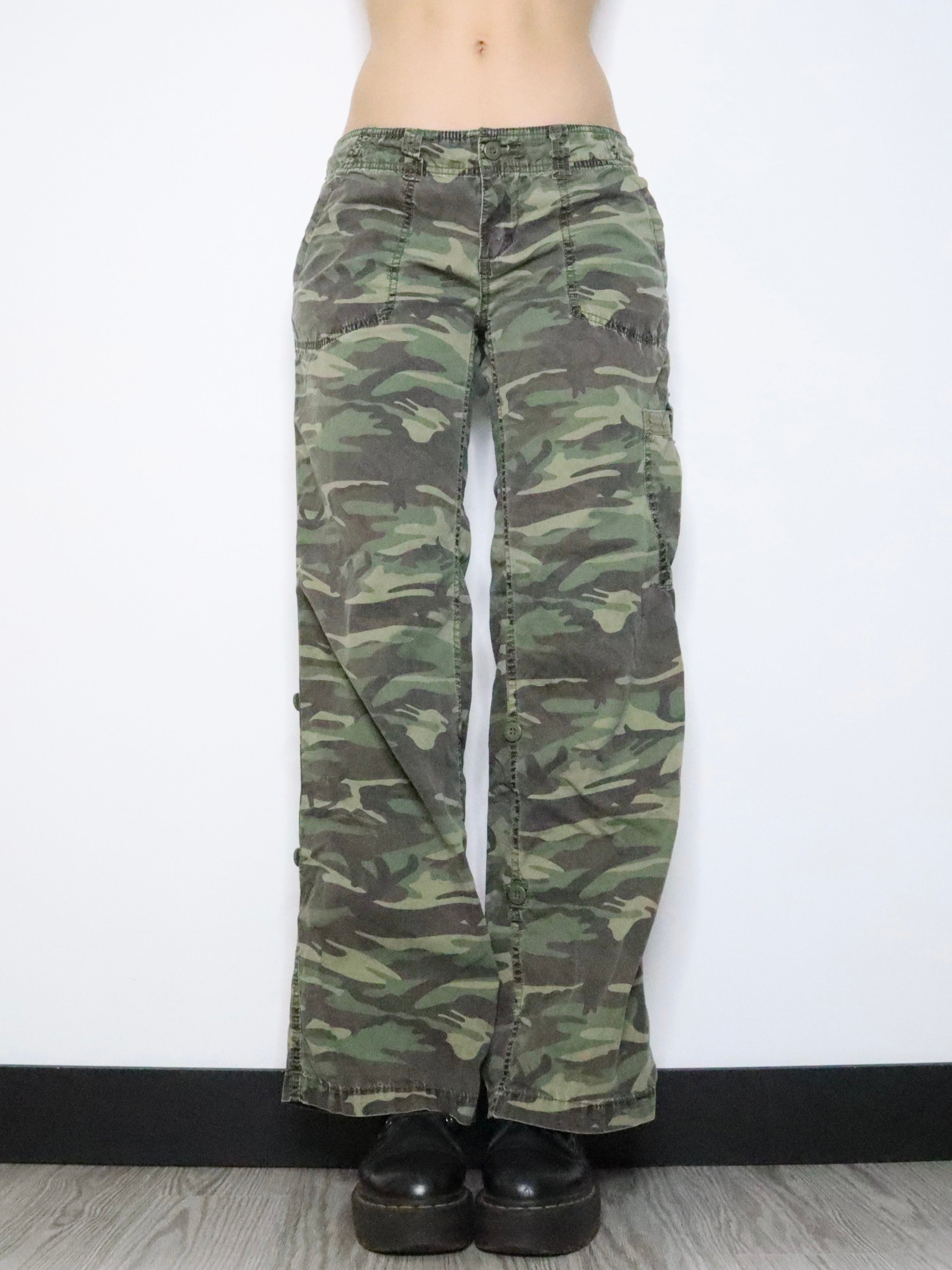 Baggy Camo Cargo Pants (Medium) Imber Vintage