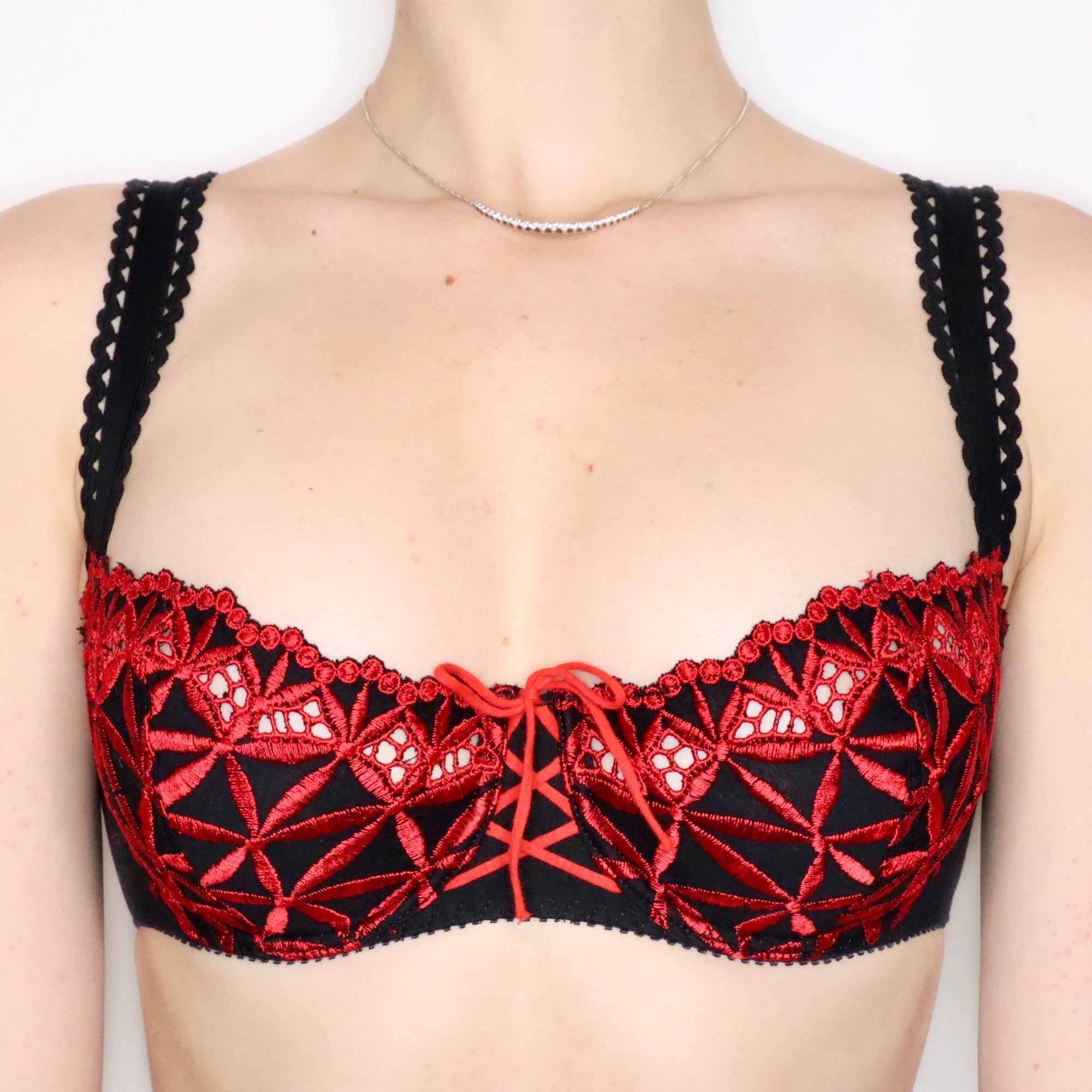 Red & Black Bra Silk and Lace Vintage Style Lingerie -  Israel